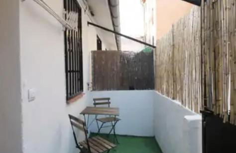 Bonito Estudio con terraza - Photo 13
