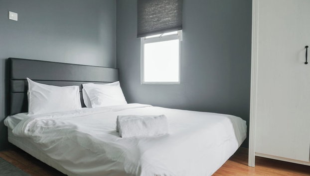 Nice And Warm Studio At Belmont Residence Puri Apartment - Foto 3, Habitación