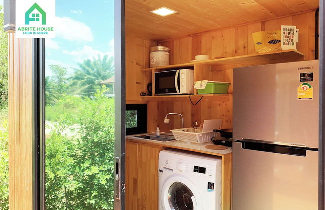 Tiny House on Koh Lanta Only 2 Mins Walk to the Beach - Photo 16