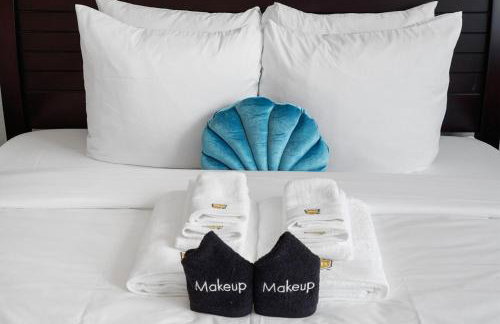 Spacious 5BR Coastal Retreat - 8 Beds Beach & Golf - Photo 38