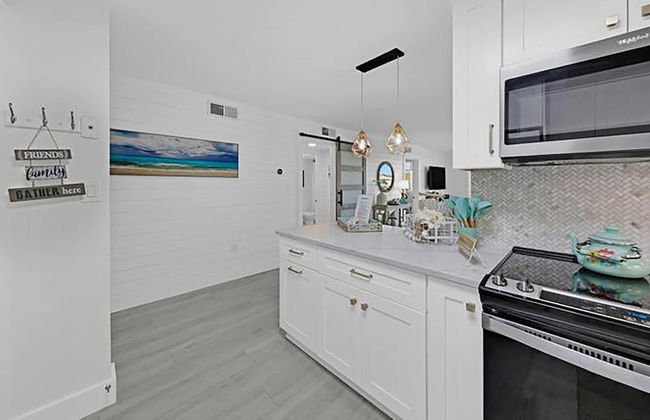 Dolphin Point #401c - Foto 15