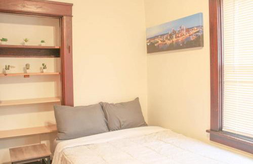 Comfy and Spacious 3 BR - Easy City Access - Foto 14