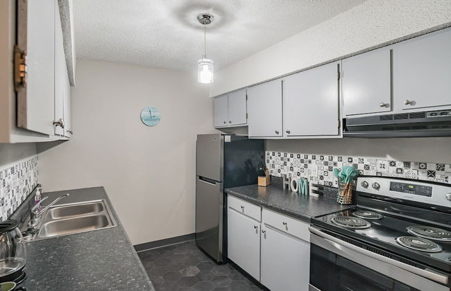 Weekend Warriors Welcome in Safe Haven - Photo 6