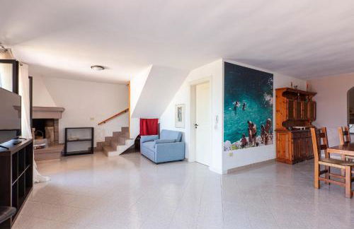 Villa piscina giardino recintato 5 camere WiFi barbecue Aria condizionata - Foto 52