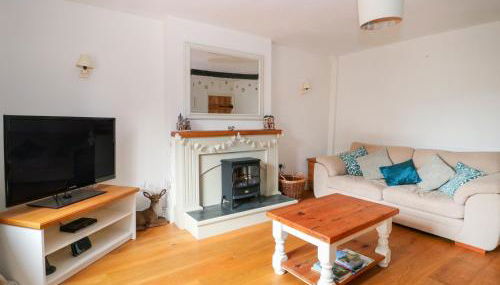 Greenham Cottage - Photo 2