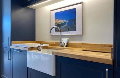 WESTREACH Filey - a 4 Bedroom, all en-suite sleep 8 Townhouse - Photo 3