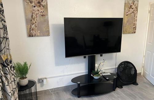 Beautiful 2-bedroom in Grays close to Lakeside - Foto 6