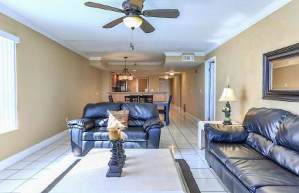 Destin Towers 142 - 2 Bedroom Beach Front Condo in the Heart of Destin with Amazing Views! - Foto 36