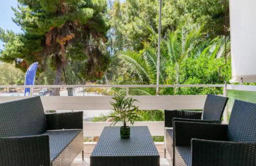 Vouliagmeni Thalassa Apartment - Photo 12