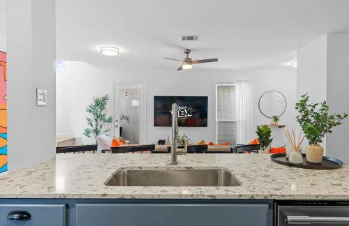 Sleeps 8 Modern 3BR Leander Coffee Bar & Yard - Foto 5