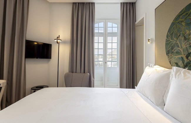 Lisbon Serviced Apartments Madalena - Photo 13