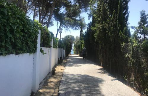 tarifa especial, sin aglomeraciones en piscina y playa, cerca de Puerto Banús - Foto 47