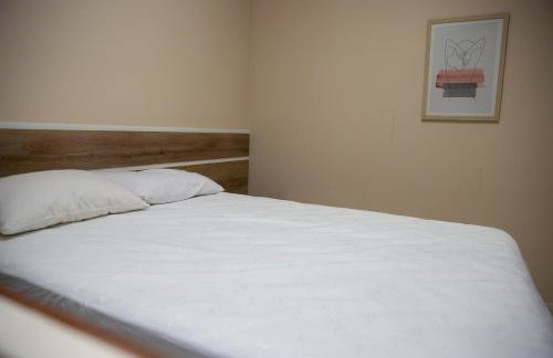 Chalé com Deck e Churrasqueira nas Montanhas - Foto 30