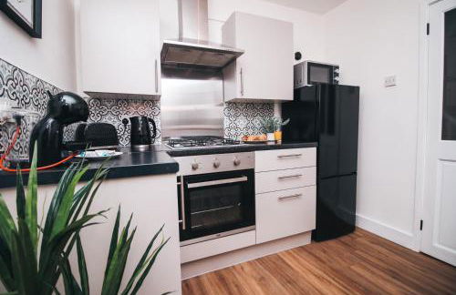 Commercial House, By Solace Stays - Foto 7