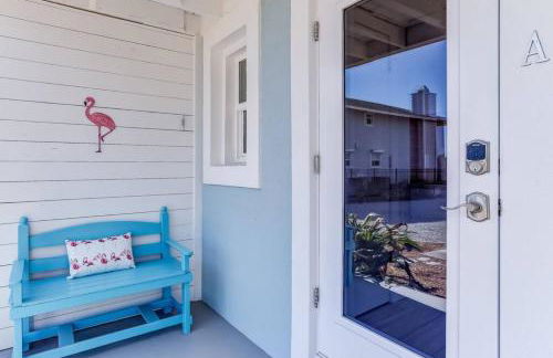 Flamingo Loft - Charming Oceanfront Loft - Multiple Decks - Private Beach Access - Foto 15