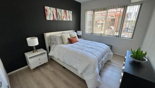 Stylish Gaslamp 1BR Den Patio Walk Everywhere - Foto 1