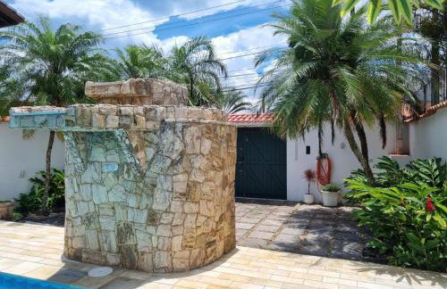 Casa Premium Piscina Privativa Gigante com Escorregador Próxima à Praia - Foto 47