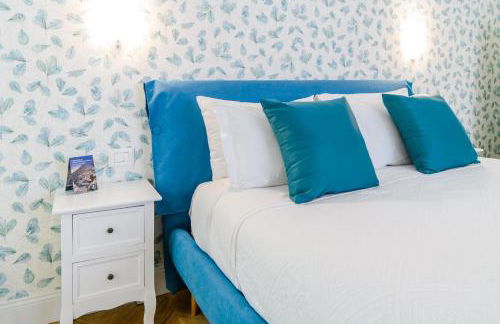 Sirenuse Home & Suites - Photo 8