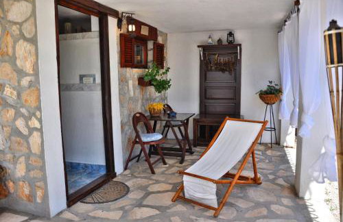 Tvrdic Honey - Photo 65