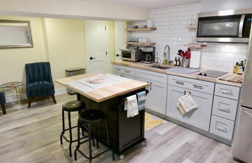 Cozy Industrial Bijou Studio with parking - Foto 5