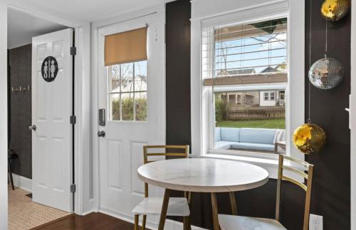 Space Cowboy - Firepit Huge yard close2downtown - Foto 10