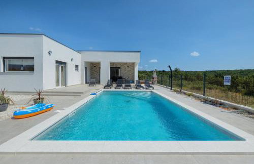Brand new Villa Leny with heated pool - Foto 3