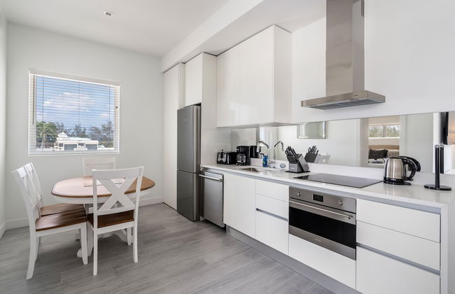 Cayman Luxury Rentals at The Grove - Photo 36