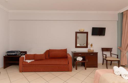 Finiki Plaza - Photo 46