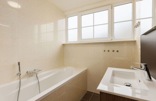 Home w/ Sauna & Garden - Foto 11