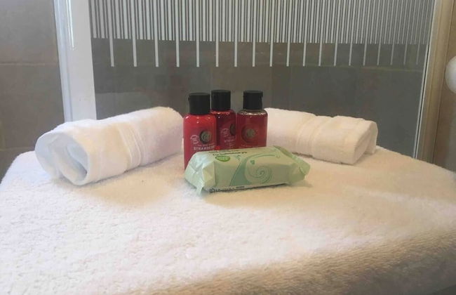 2 Bedroom Chalet - Praa Sands, Cornwall - Photo 7