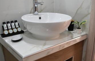 Pnoe Apartments - Photo 32