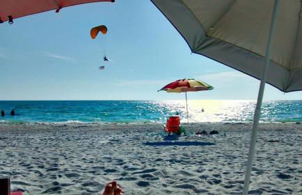 Stylish Studio Walk 2Dtwn Bikes l Patio l Beach - Foto 20