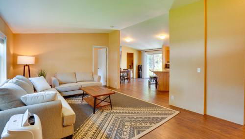 Lovely Detroit Home with Deck - Walk to Town! - Foto 4