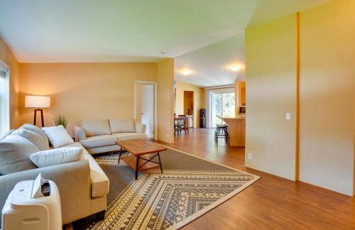 Lovely Detroit Home with Deck - Walk to Town! - Foto 4