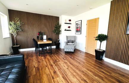 Modern 2 Bedroom Apartment near Crosby Beach & Liverpool - Foto 3