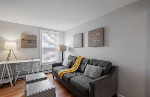 Bright Modern Open Layout 2nd Flr Short to MidTerm - Foto 2