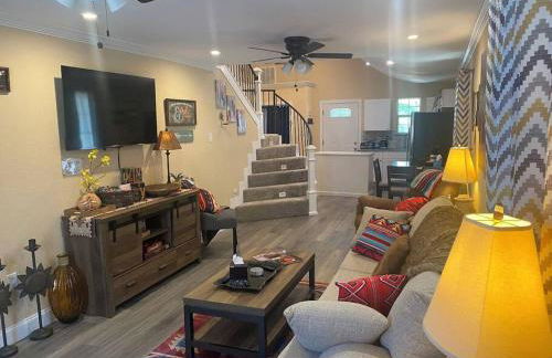 StockYards-BBobs-4mins! GrayLee House.4-Bedrooms - Foto 13