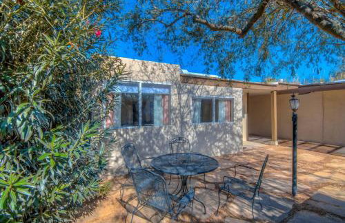 Appealing Quiet and Private Modern 2 Bedroom - Foto 13