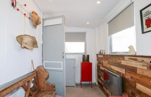 Harbour Road Quirky Beach Railway Carriages - Foto 9