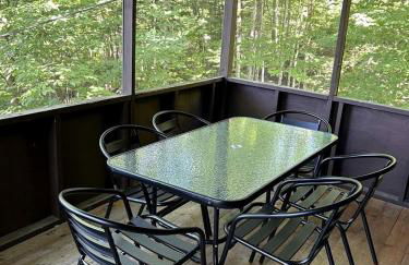 Four Bedroom Lakefront Cabin Rental near Hanover, New Hampshire - Foto 3