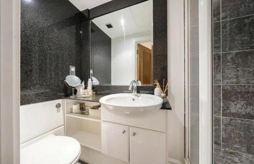 Imperial Wharf 2bed 2bath Apt 2 mins to Tube - Foto 17