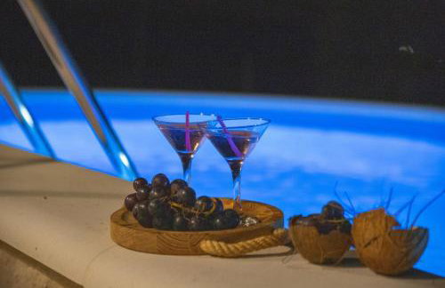 Serene Retreat Holiday Home With Pool - Foto 13