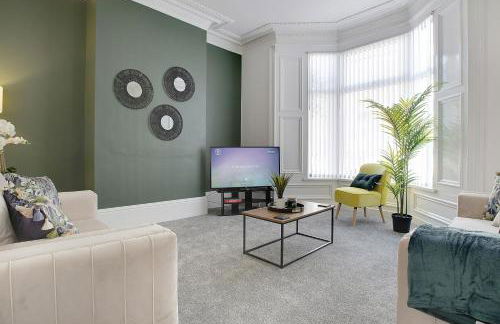 Spacious & Modern Oasis, 4-Bed House, Sleeps 7 - Foto 11