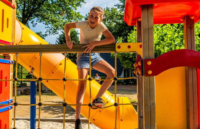 2 bedroom House in Susteren with swimming pool and terrace - Photo 14