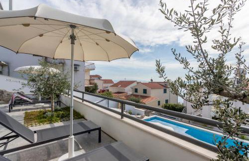 Holiday home Lola, sea on a palm! HEATED POOL - Photo 112