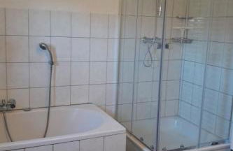 Apartment direkt am Kanal by Interhome - Foto 10