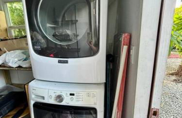 Quiet & Centrally located House - PRIVATE PARKING, LAUNDRY AND STORAGE FOR LUGGAGE - Foto 3