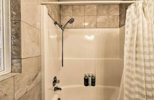 Anacortes Paradise Vacation Rental with Water Views! - Foto 14