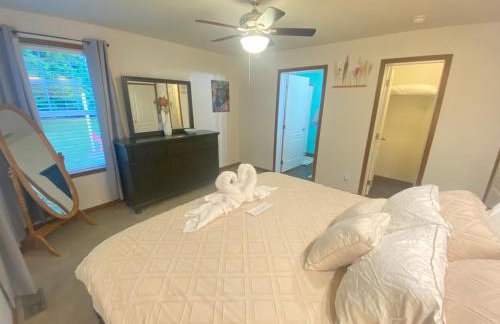 3 Bedroom in Hocking Hills w King Bed Logan Ohio - Foto 6