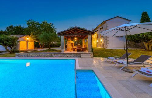 Villa The Mulberry Stonehouse by Istrialux - Photo 39